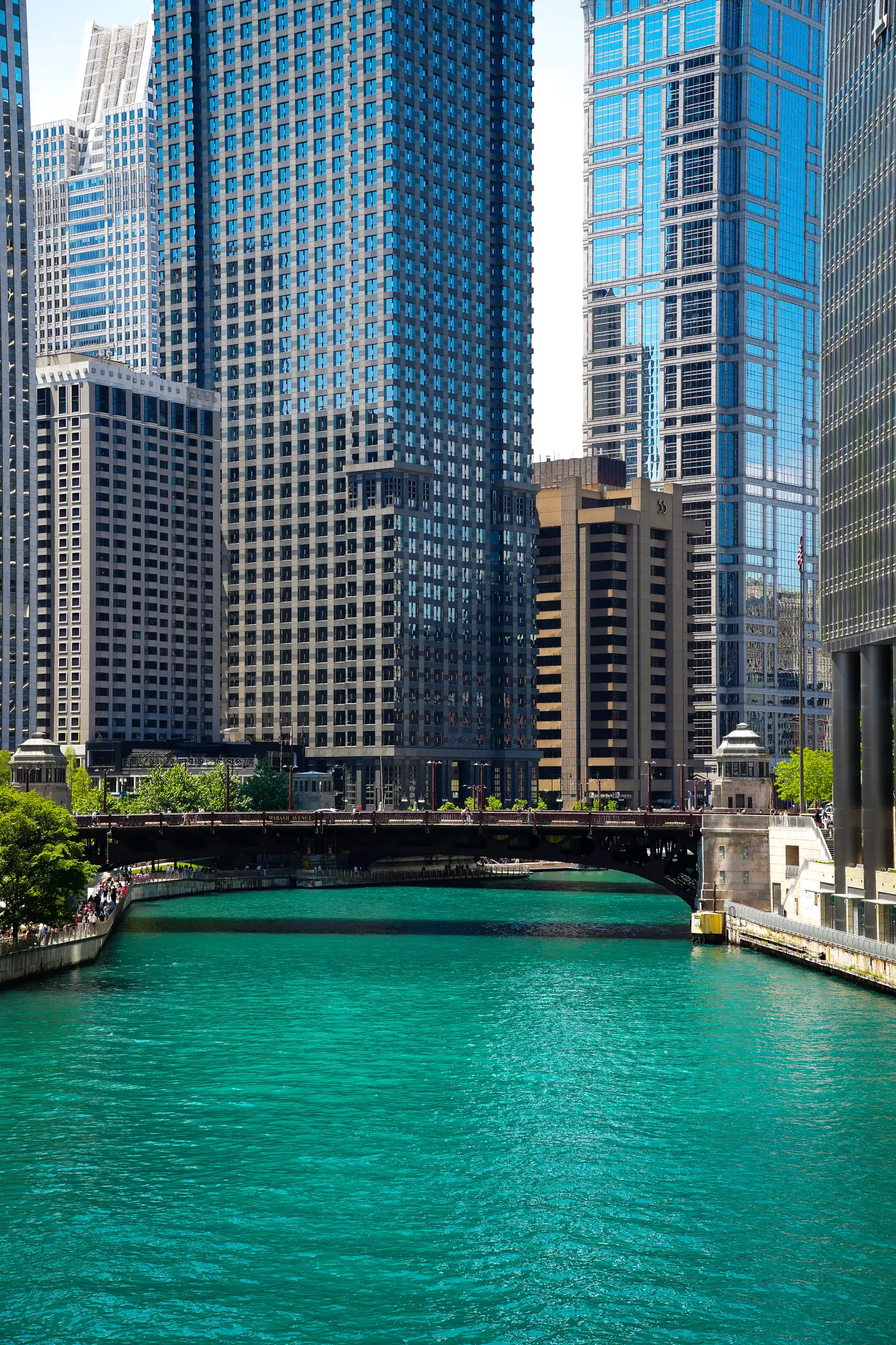 The maritime atmosphere of Chicago, a artistique shot.