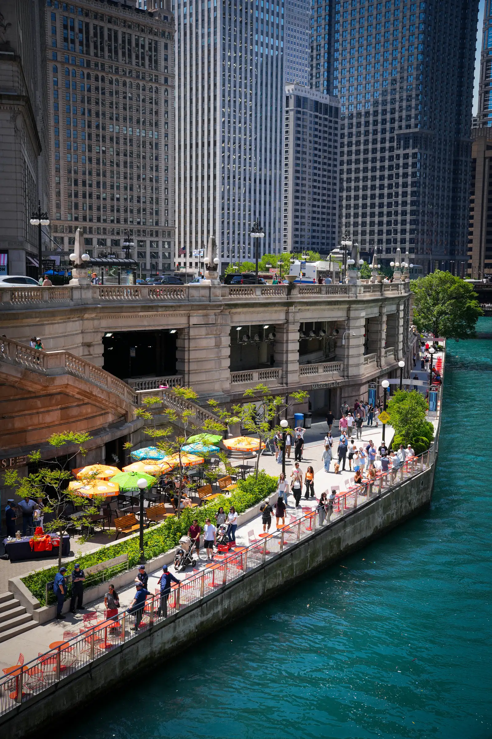 A azure view of Chicago. artistique