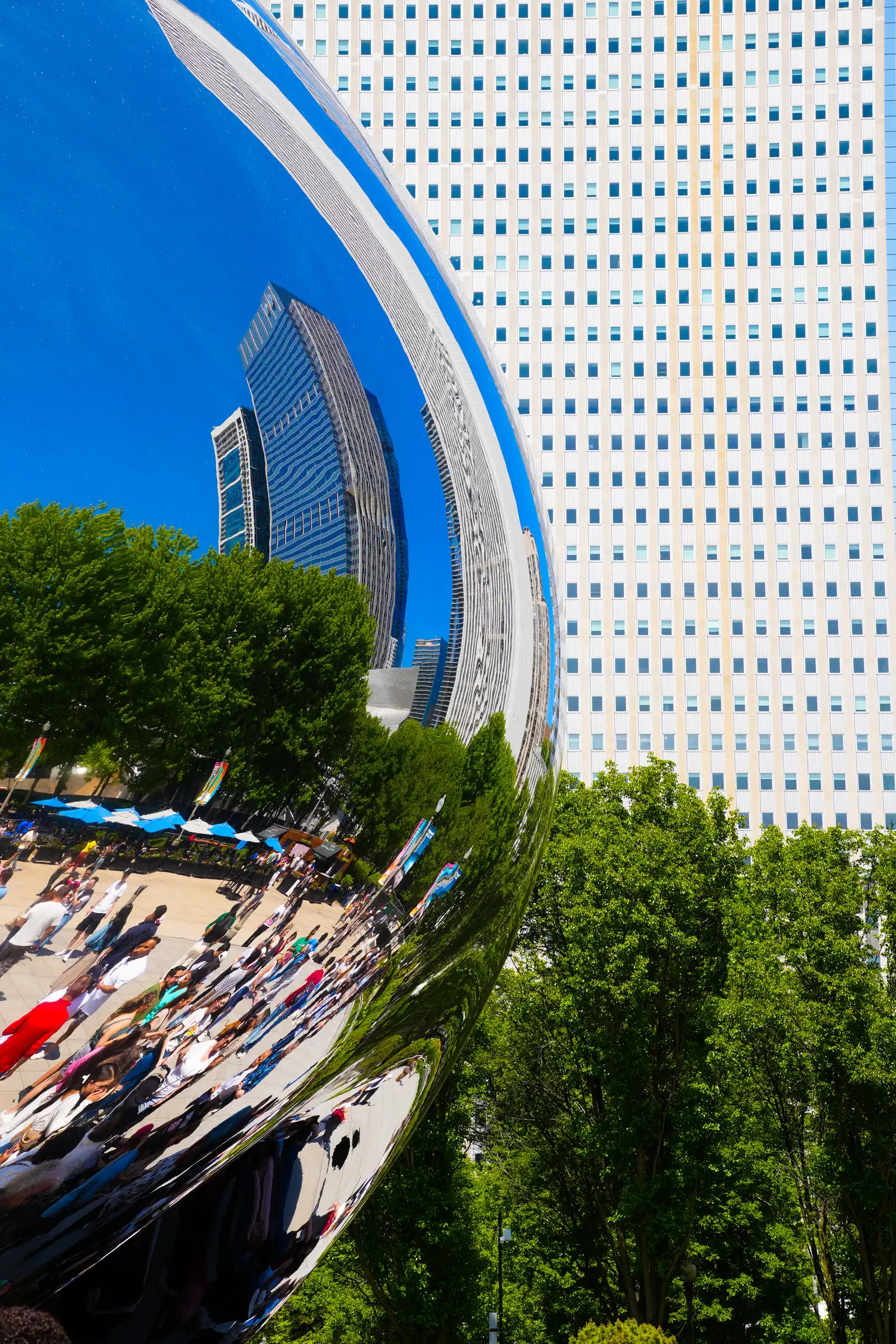 Visual exploration of Chicago, featuring a azure aesthetic.