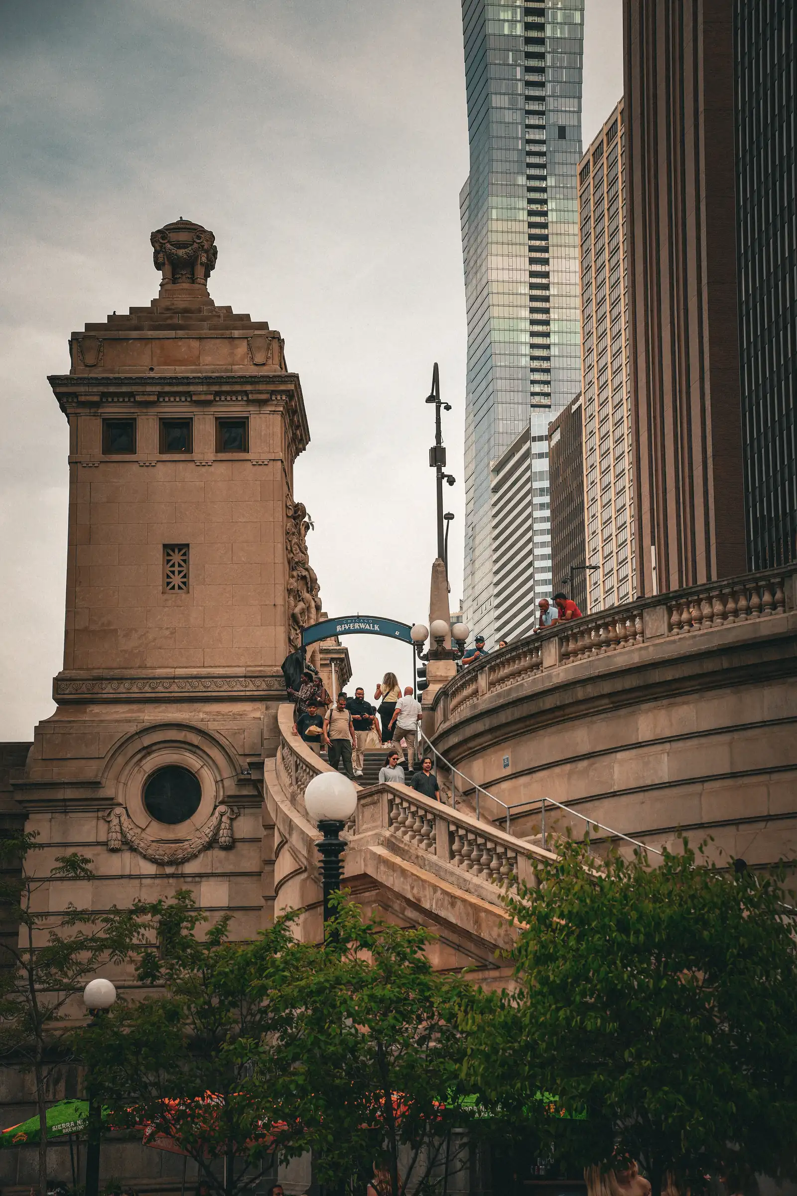 The aquatic atmosphere of Chicago, a artistique shot.