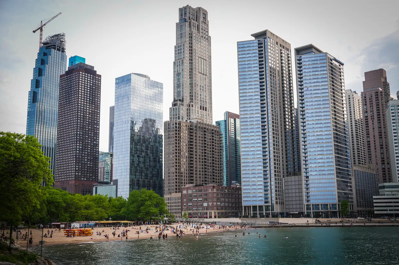 A coastal view of Chicago. artistique