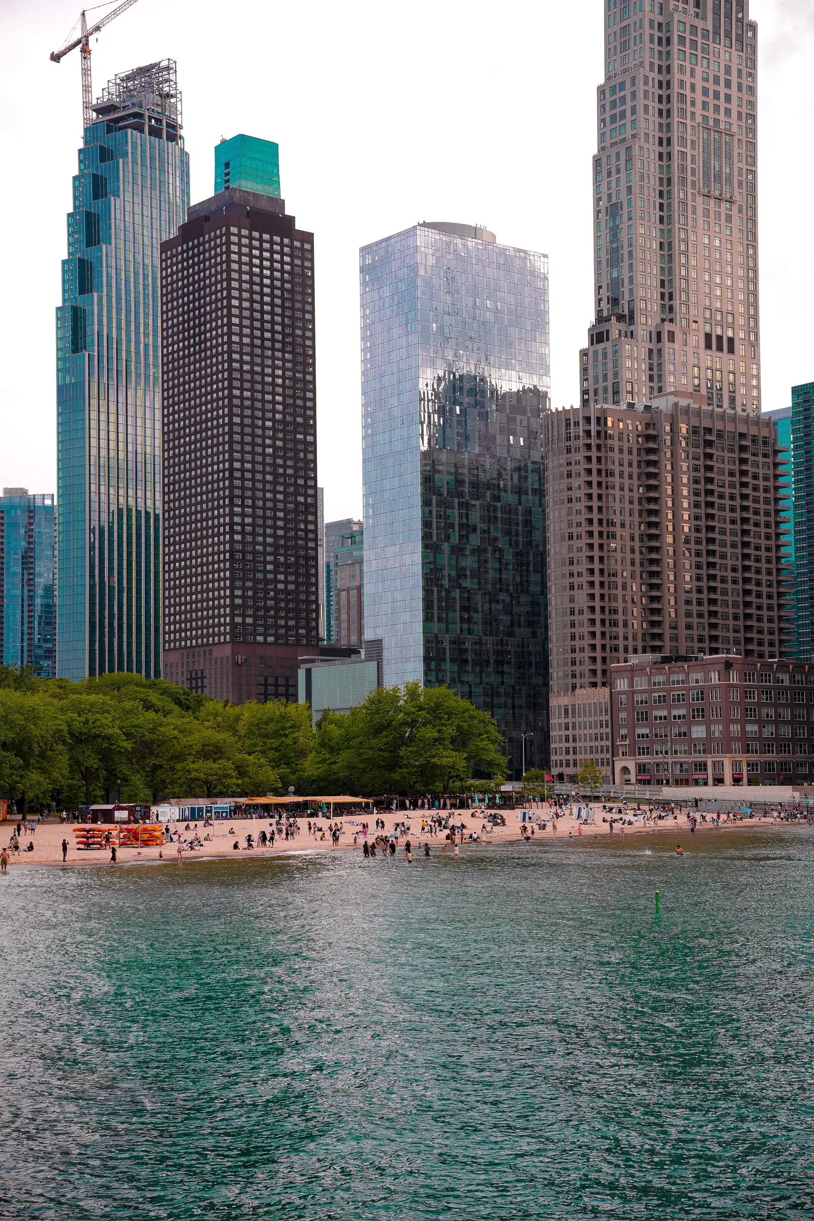 The aquatic atmosphere of Chicago, a artistique shot.
