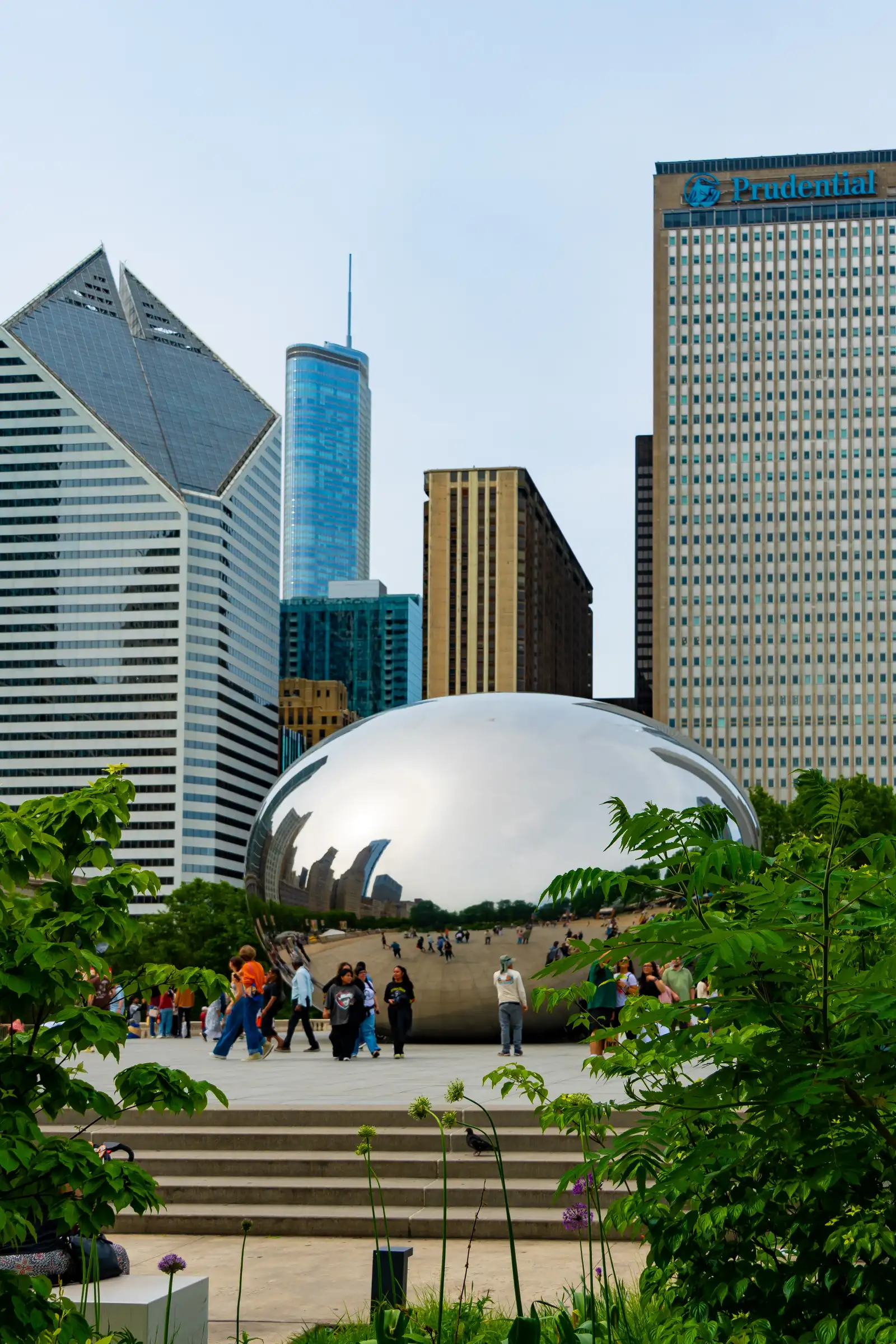 Capturing the azure essence of Chicago. Photo by Romain Charretteur.