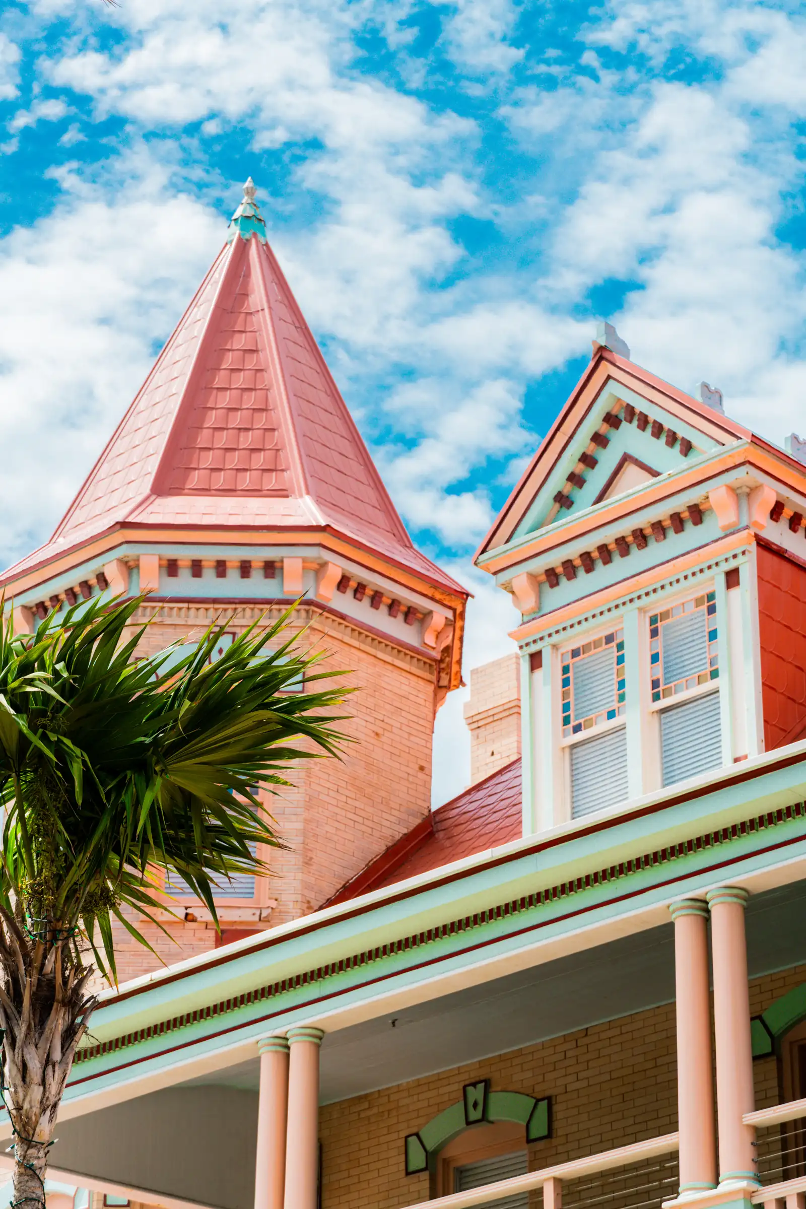 The bright and clear atmosphere of Keys, a bright and clear shot.