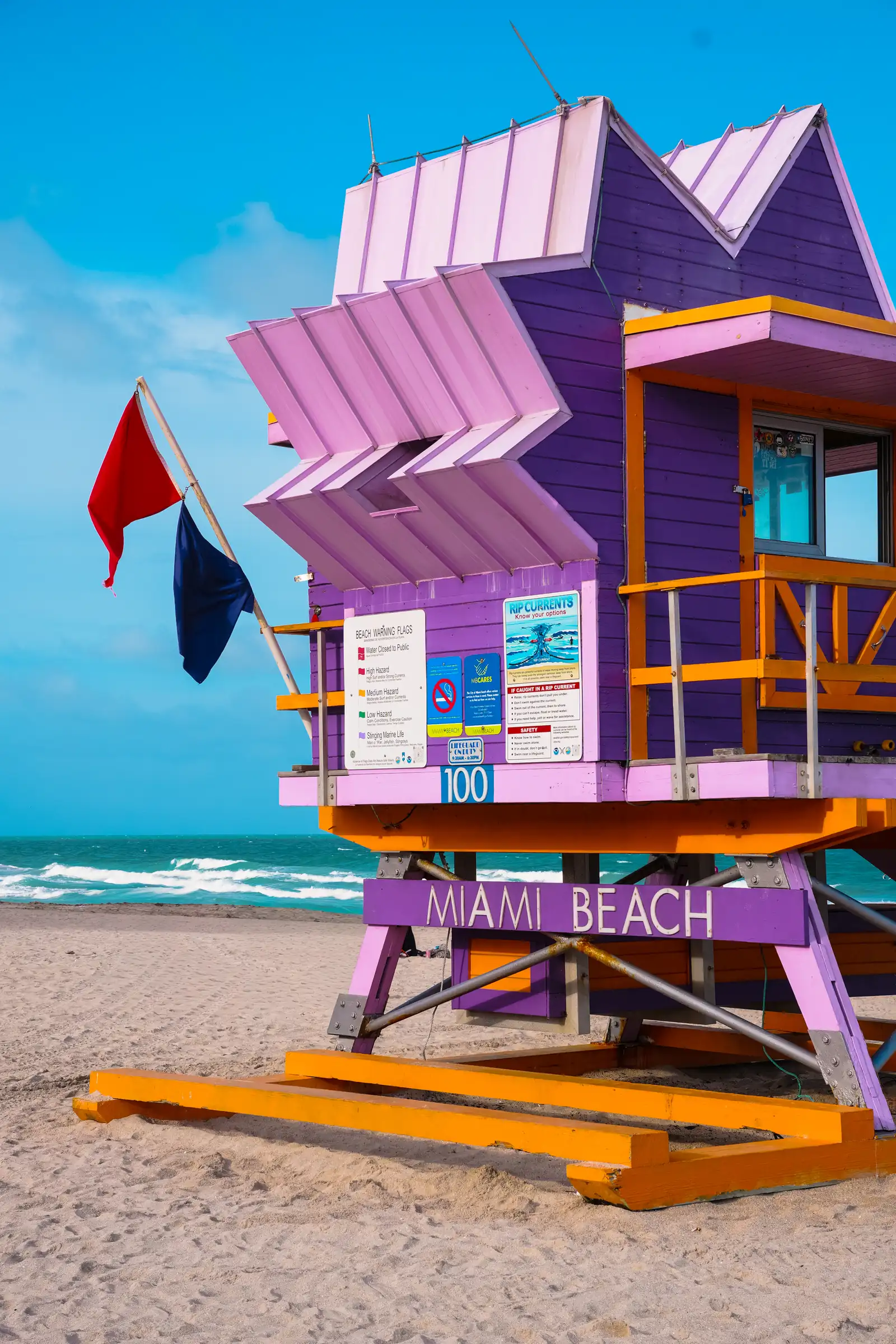 Visual exploration of Miami, featuring a modern aesthetic.