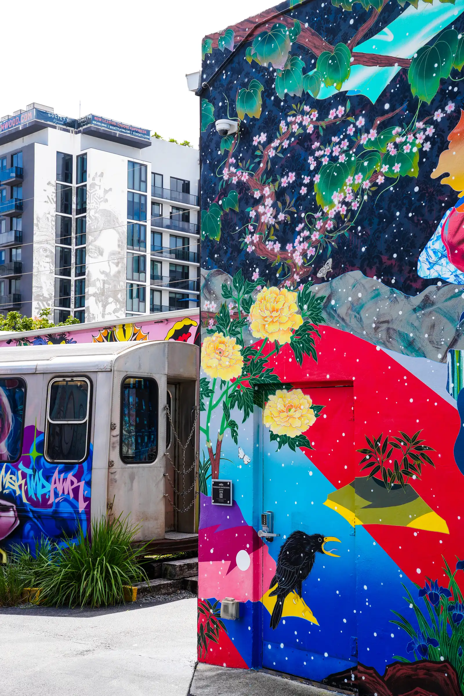 Capturing the modern essence of Miami. Photo by Romain Charretteur.