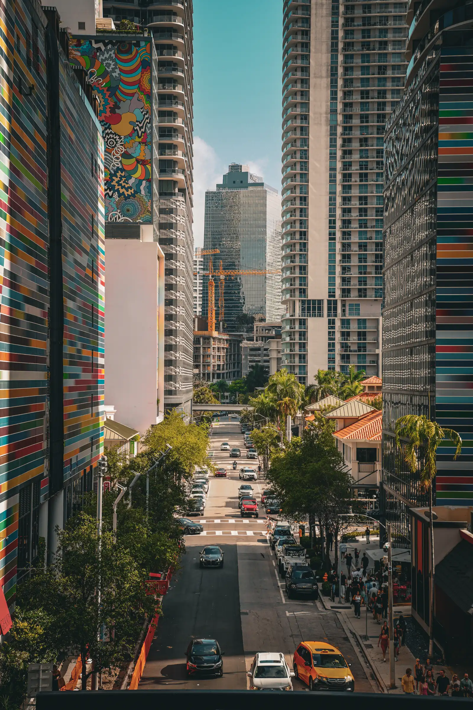 Capturing the urban essence of Miami. Photo by Romain Charretteur.