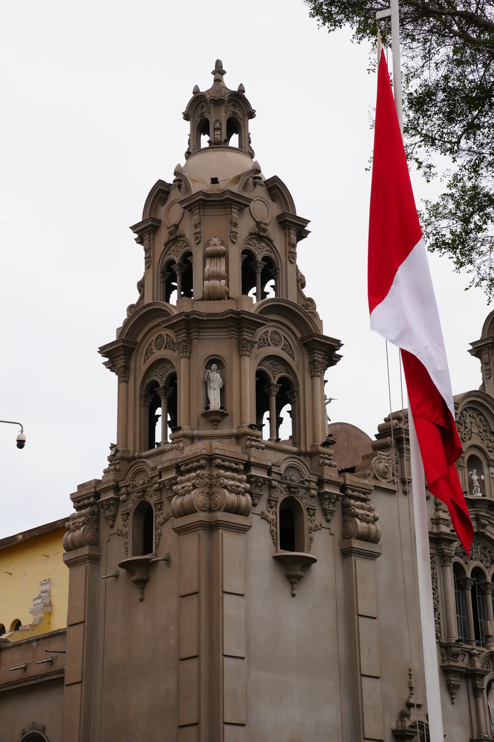 Capturing the bright and clear essence of Peru. Photo by Romain Charretteur.